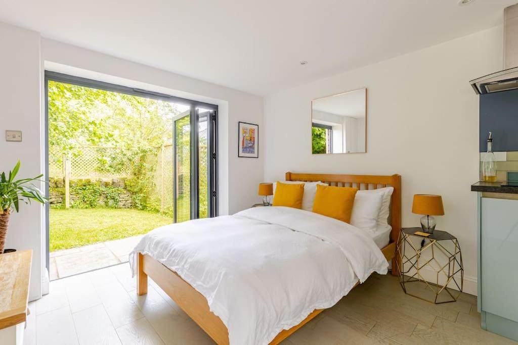 Cosy Cotswolds Retreat Near Bath & Castle Combe Chippenham (Wiltshire) Exterior foto